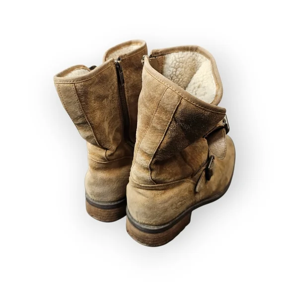 UGG Shearling Lined Buckle Boots Womens 8.5 Tan Suede Motorcycle Engineer - Picture 4 of 6
